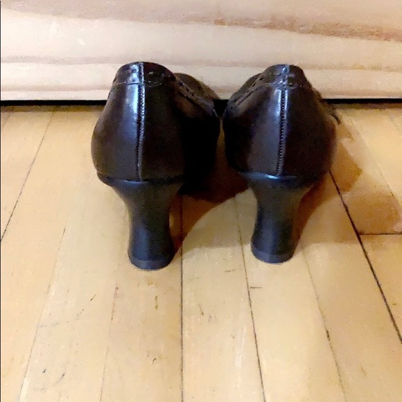 LIKE NEW CANDIE’S BETSEE HEELS 👠 - Picture 13 of 15